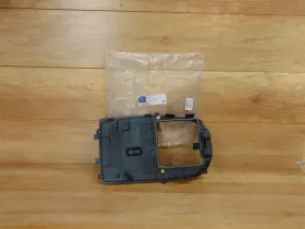 A6510940206 Mercedes-benz Air Filter Housing Cover Upper Part Genuine M651 -
