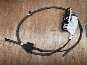 Mercedes-benz A9107303900 Sprinter Sliding Door Lock Right Genuine