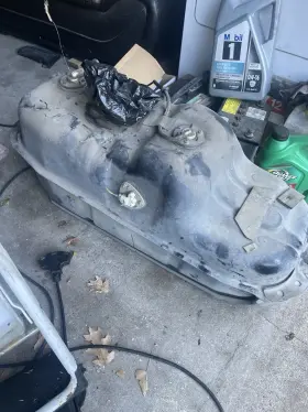 197-59066 Mitsubishi 00 Montero Sport Gas Fuel Tank