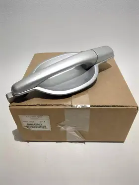Mr642023 Mitsubishi New Oem Genuine Rear Lh Door Handle 2004-2011 Endeavor