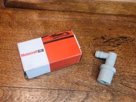 F3dz-6a666-affv Motorcraft Ev-155 Nos Oem Ford Pcv Valve