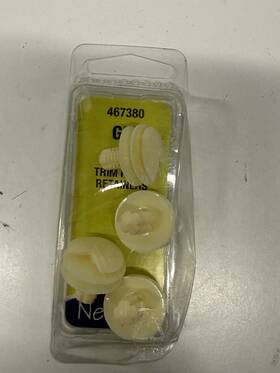 Needa Parts 467380 Gm Body 4ct Ivory Trim Panel Retainers # Sealed Package