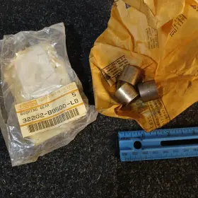 32202-b9500 Nissan 32828-m0100 3 Pcs. 1980 - 2009 200sx 300zx 1st Gear Pilot Bushing Nos Oem