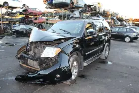 586.da1212 Nissan Pathfindr 2012 Hitch/tow Hook/winch 1210066