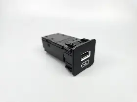 39113thra311m1 Oem 2018-2022 Honda Odyssey Center Console Usb Charger Charging Port Adapter