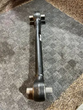 K195-415-17 Paccar Part Torque Rod Assembly 08849aa 21265 Heavy Duty