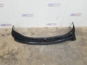 123.gm2m97 Pontiac 97 1997 Firebird Windshield Cowl Vent Panel
