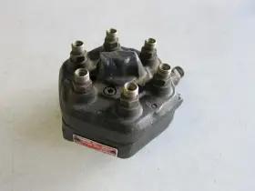 0438100010 Porsche Oem Bosch 911 Fuel Distributor