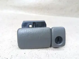 B78-198968 Suzuki 299.sz1402 Glove Box Latch Gray Fits 1999 2000 2001 2002 2003 2004 Vitara