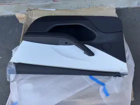 1776743-20-e Tesla New Oem 2024 3 Front Right Door Trim Panel Prem White