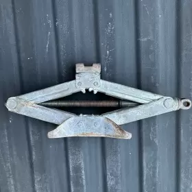 09111-24030 Toyota 86-92 Supra Mk3 Spare Tire A70 Scissor Lift Jack Tool Only Oem See Rare