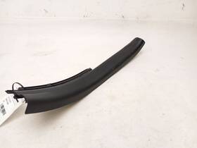 Toyota 131.to1n13 Rear Door Scuff Plate Fits Prius C 2013 Oem 67917-52210-c0
