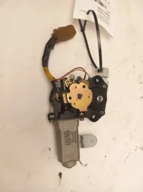 153.to1b03 Toyota Sunroof Motor Fits Corolla 2003 Oem