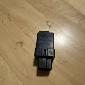 81980-12070 Toyota 166500-0300 Flasher Relay Turn Signal For 4 Runner 1995-2002 Camry