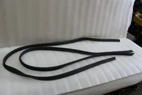 199.to1s05 Toyota 2001 2002 2003 2004 2005 2006 2007 Sequoia Roof Rubber Weatherstrip Seals