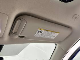 Toyota 268-13064r Passenger Right Sun Visor With Illumination Fits 22-24 Corolla Cross 2823433