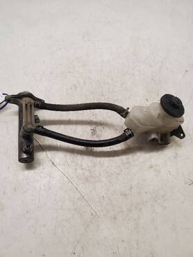 Toyota 47201-08010 Sienna Brake Master Cylinder With Skid Control 2001-2002