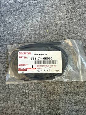 Toyota 56117 0e090 Genuine Highlander Window Glass Adhesive Dam -