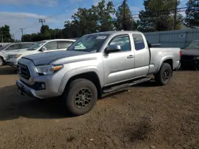 564.to1821 Toyota Tacoma 2021 Jack 8043820