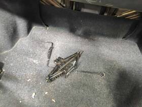 Toyota 564.to1h11 Camry 2011 Jack 718734