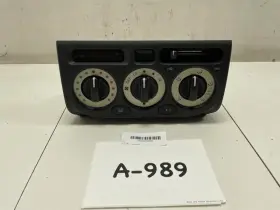 685.to1m01 Toyota 2001-2005 Mr2 Spyder A/c Temp Heater Climate Control Color Black Oem