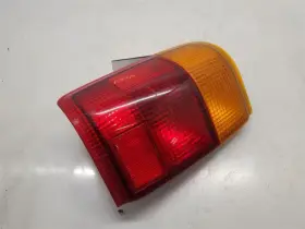 81550-89168 Toyota 4 Runner Sr5 Rear Left Tail Light Assembly 1990-1992