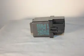 81980-12070 Toyota Lexus Es300 Genuine Oem Flasher Turn Signal Relay Tested