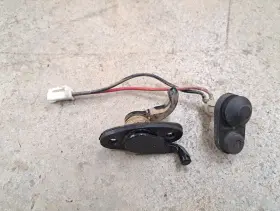 84231-17030 Toyota 91-99 Mr2 Sw20 Door Check Ajar Sensor Passenger Side Rh Right