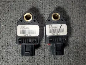 89173-02040 Toyota 2005 2006 2007 2008 Corolla Matrix Front Crash Impact Sensor Pair Oem