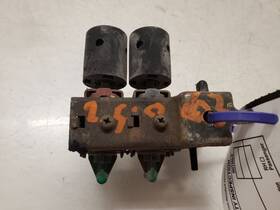 Toyota 90910-12074 4 Runner Sr5 4x4 2-piece Vacuum Switch 1987-1997 3.0l V6