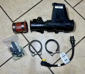 P22079434 Volvo D13 Venturi 22181342 Pressure Sensor Kit Used / New