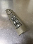 2004 Chevy Blazer Driver Power Window Switch 15013092 Used. Price: $29.99.