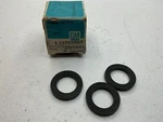 General Motors (gm) 3705847 Seal Lot Of New. Price: $10.99.