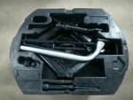 Jetta 2013 Jack 104873991 Used. Price: $99.74.