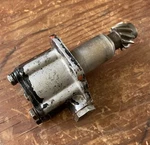 Jeep Lightning 161 645898 Oil Pump Assembly L6 148 Overland. Price: $50.00.