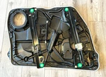 2017-2019 Mercedes GLE43 GLE63 Right Window Regulator Basic Carrier, Genuine Oem Used. Price: $175.00.