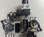 2013-2014 Lincoln Mks Abs Pump Control Module VG8ZW Used. Price: $73.87.