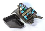 2007 Toyota Sienna Engine Compartment Fuse Relay Box Module W/ Cover Oem Used. Price: $89.96.