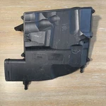 Mercedes Class W211 E320 Air Filter Box Left A6420901901 Used. Price: $35.00.