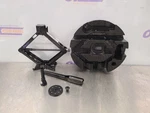 20 Cadillac XT6 Premium Luxary Jack And Tool Kit 3.6L Complete Used. Price: $125.00.