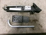 Tiguan 2009 Jack 2230914 Used. Price: $59.00.