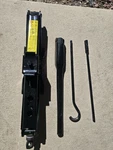 06-13 Land Rover Sport Jack With Tools Lug Wrench Oem Used. Price: $70.00.