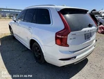 Engine Cover Oem 2016 Volvo XC90 31657647 Used. Price: $100.00.