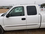 00-07 Gmc Sierra Extended Cab Bare Clip White Used. Price: $357.00.