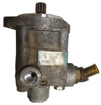 2005337C91 Power Steering Pump Navistar International Maxxf, 2107611, 2106820 Used. Price: $65.00.