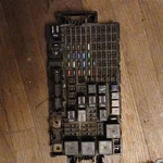 2006-2007 Hummer H3 Fuse Box Engine Oem Used. Price: $150.00.