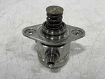 2010 - 2013 Bmw X5M 4.4L Twin Turbo High Pressure Fuel Pump 7595339 Oem Used. Price: $47.64.