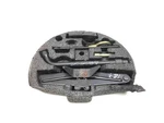Jaguar XK8 Convertible X100 Boot Tool Kit Set HJA4333AA Gebraucht. Price: $204.68.