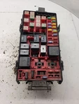 2000-2004 Ford F150 Pickup Fuse Box Engine Heritage Vin L 8TH Digit 2V Oem Used. Price: $56.95.