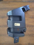 New Oem Kia 2021-2023 Sorento Upper Cover Mount Bracket Support 86528-R5000 Rh. Price: $29.99.